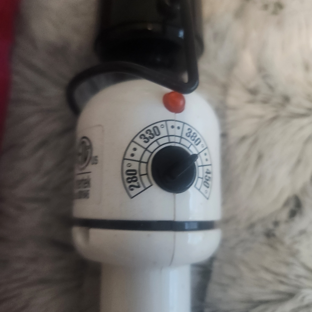 Hot Tools Tapered Barrel Curler, Beachy Waves Or Spirals
